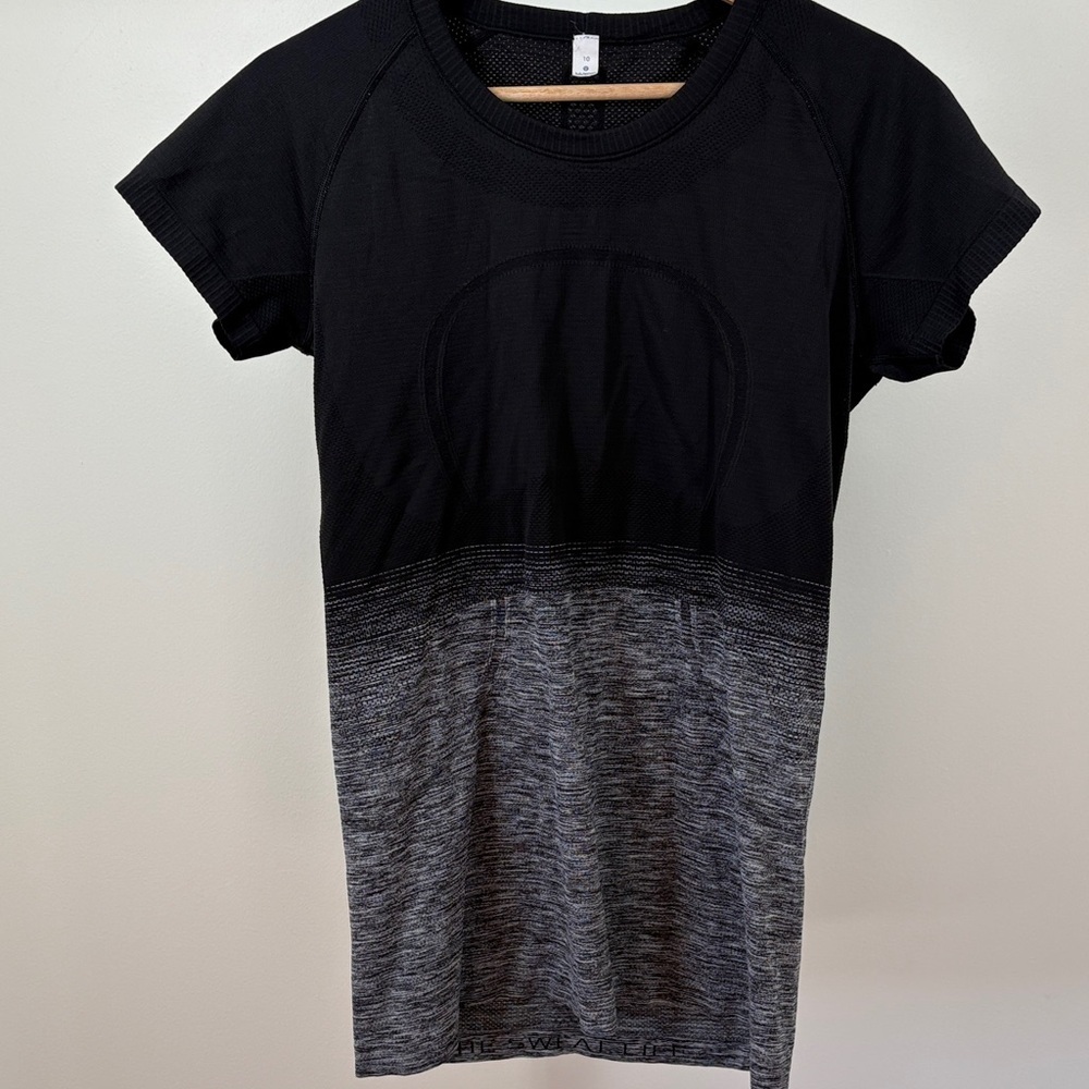 Lululemon Swiftly Tech Short Sleeve - Picture 2 of 6